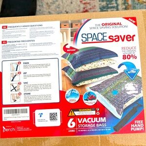 Box of six jumbo space saver vacuum storage bags unopened